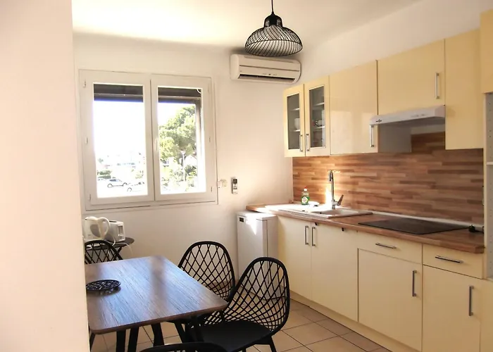 Apartamento P2 4 Prs, 200 M Et Cv